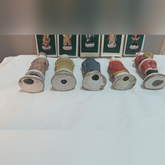 Heilig Meyer Christmas Santas from Around the World Collectable Edition Set of 5 - Picture 4 of 13